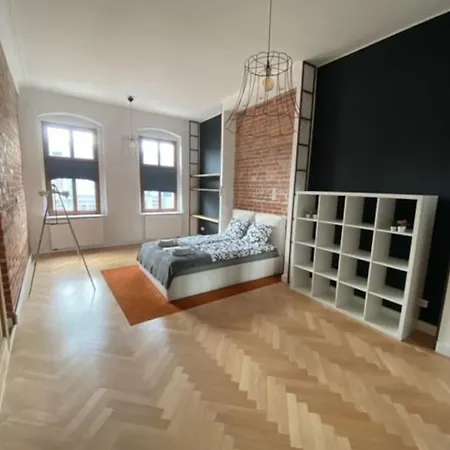 Apartment Wyjatkowy Apartament Blisko Rynku